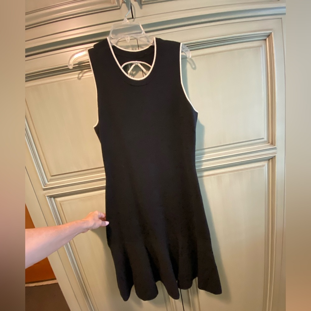 Kate, spade, black knit, flounce hem, pristine condition